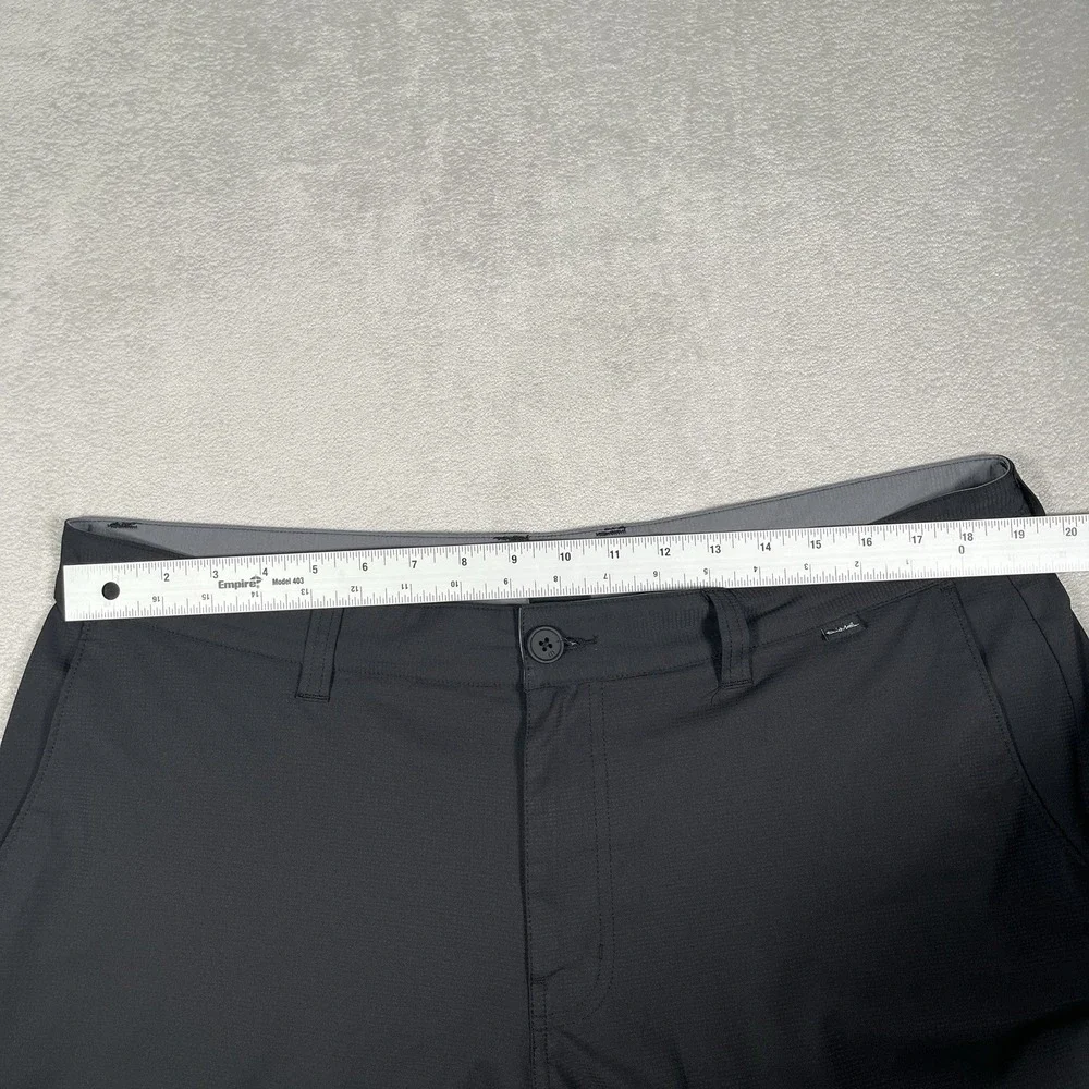 Travis Mathew Men's 38 Chino Golf Shorts *Lot 2 Stretch Performance Flat Front